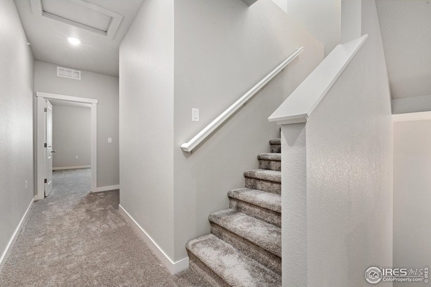 Look no further for a beautiful, quality home in a prime - photo 23