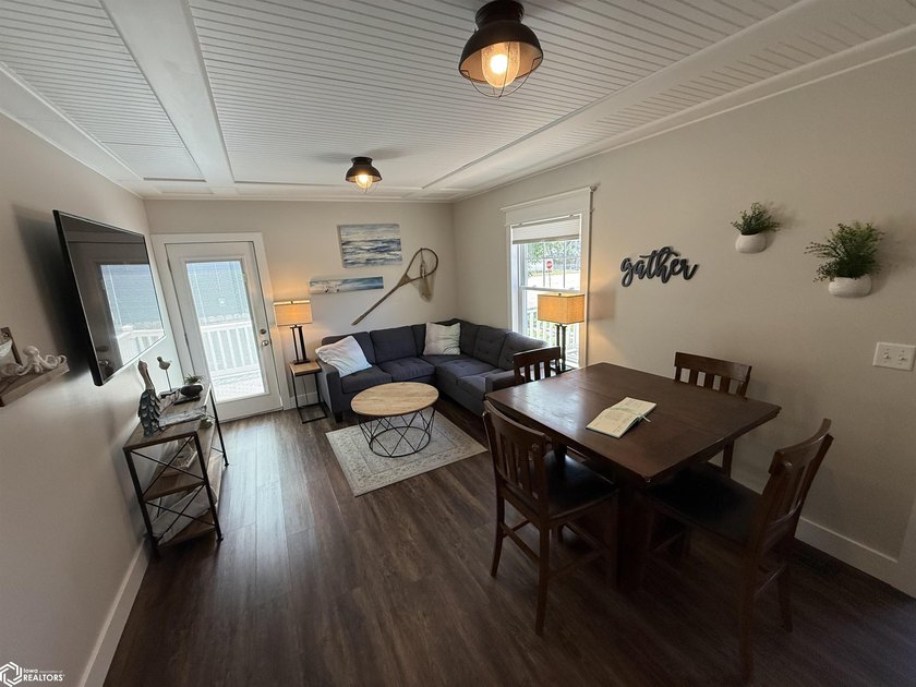 Completely renovated down to the studs, this beautiful turnkey - photo 6