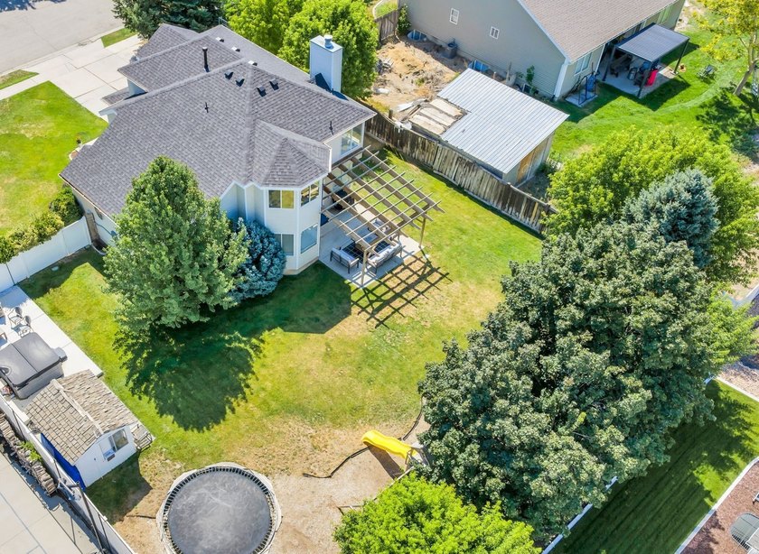 Impeccably improved American Fork home boasts 1/3 acre lot with - photo 14