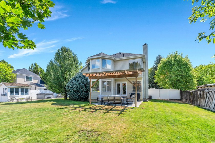 Impeccably improved American Fork home boasts 1/3 acre lot with - photo 36