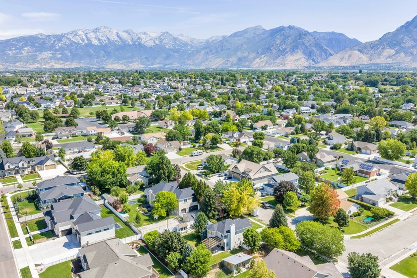 Impeccably improved American Fork home boasts 1/3 acre lot with - photo 46