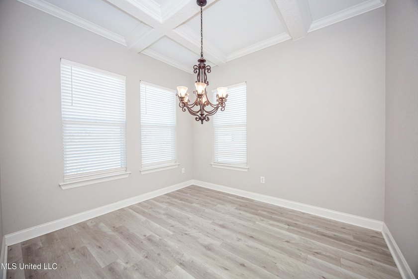 Welcome to 104 Westwind Court in the heart of Ocean Springs! - photo 7