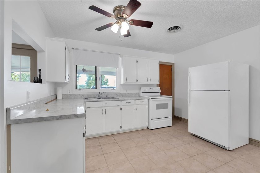 Discover a truly unique property where opportunity meets a prime - photo 12