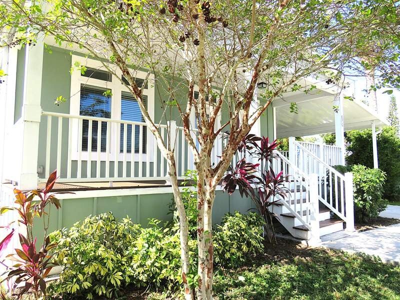 This beautifully maintained 1355 square feet manufactured home - photo 7