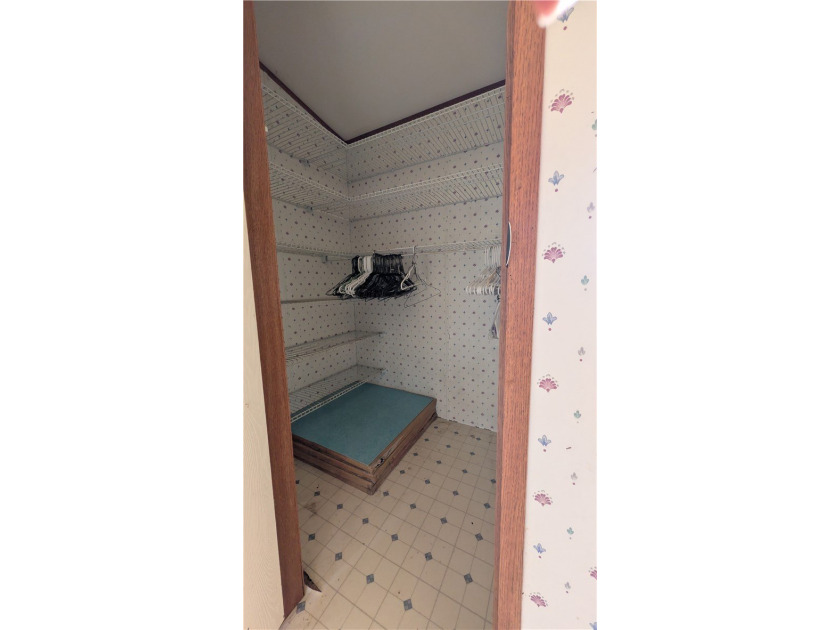This property offers an opportunity to set up a primary - photo 21