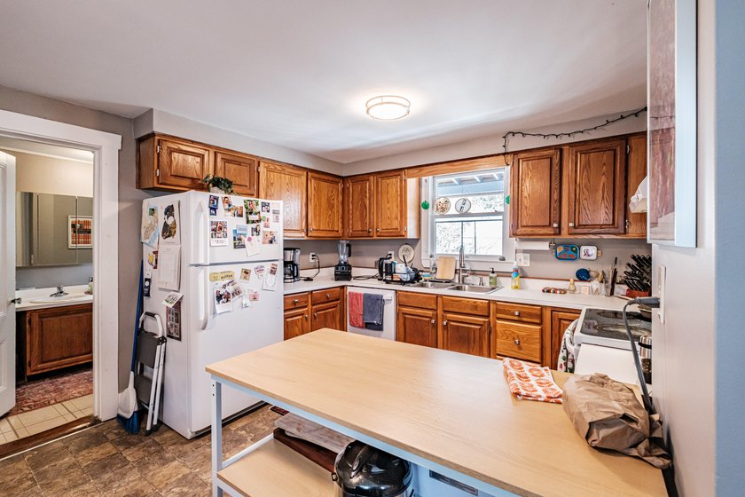 Located in Portland's sought-after East End just a few blocks - photo 22