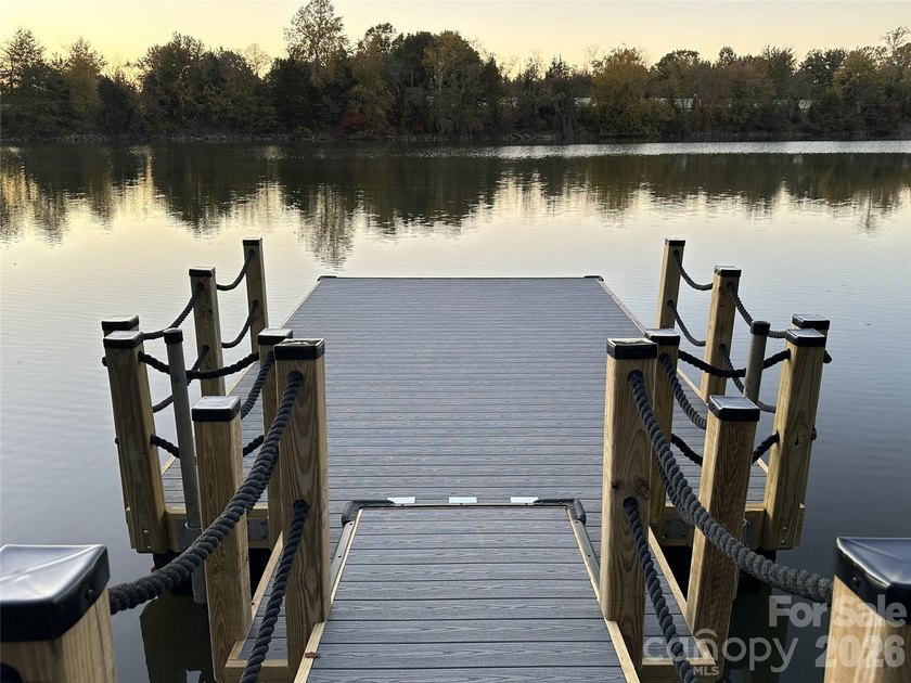 Lake Norman Waterfront at an exceptional value with 100' of Lake - photo 4