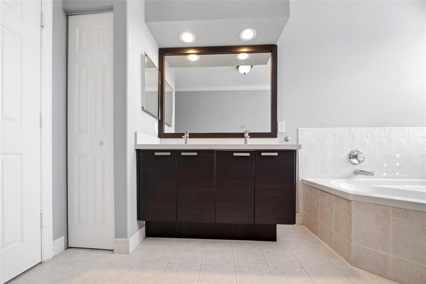 Beautiful 4-bedroom, 2.5-bath two-story single-family home - photo 24