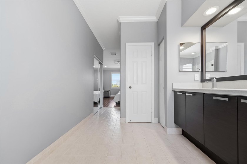 Beautiful 4-bedroom, 2.5-bath two-story single-family home - photo 25