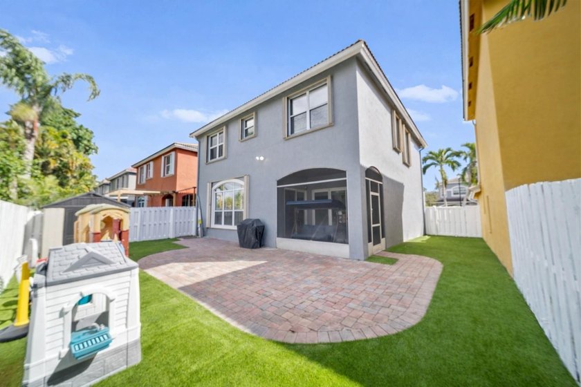 Beautiful 4-bedroom, 2.5-bath two-story single-family home - photo 44