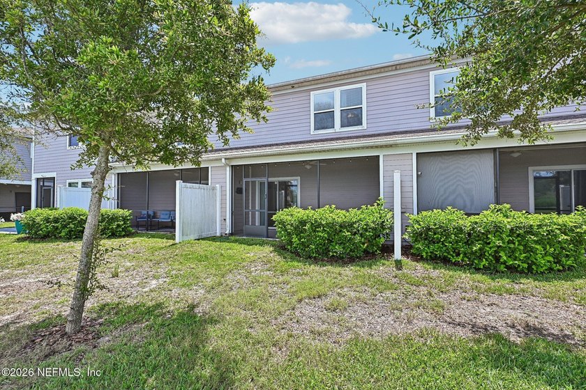 Move right into this beautifully maintained, one-owner townhome - photo 34