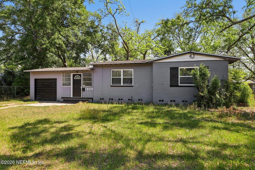Charming and fully remodeled 2-bedroom, 1.5-bath home offering - photo 3
