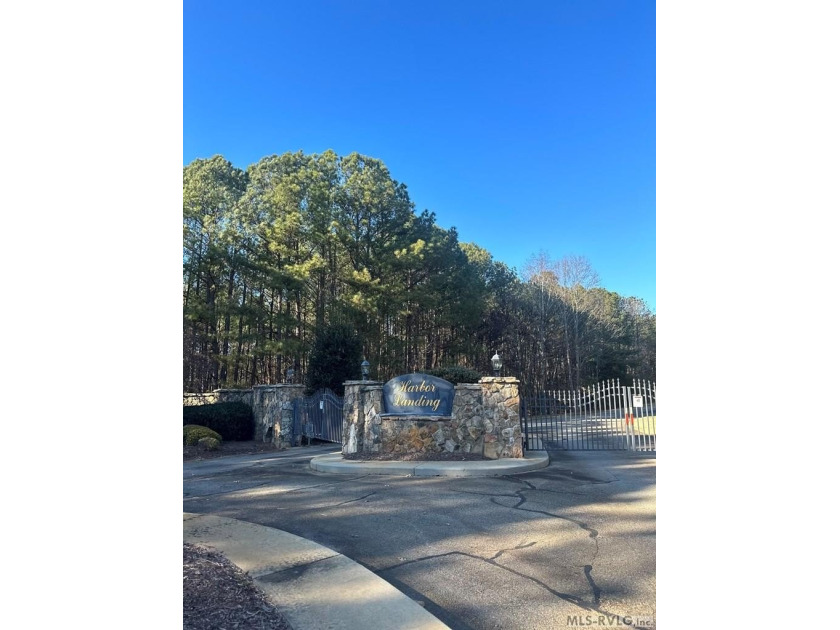 Tucked away at the end of a quiet cul-de-sac, this 2.5 acre - photo 8
