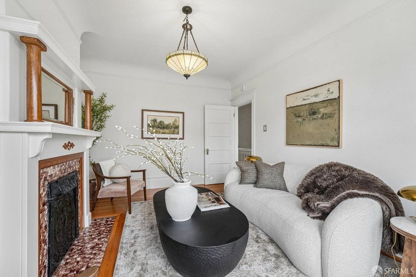 Presidio Heights at its finest! This spacious three-bedroom - photo 4