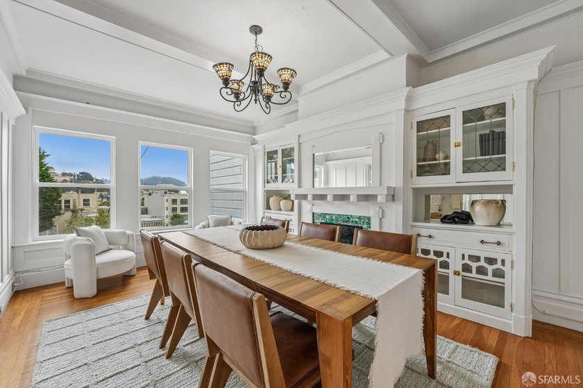 Presidio Heights at its finest! This spacious three-bedroom - photo 10