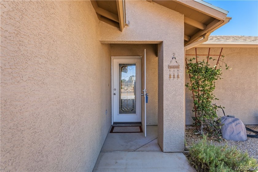 Thoughtfully designed for easy living, this adorable home offers - photo 3