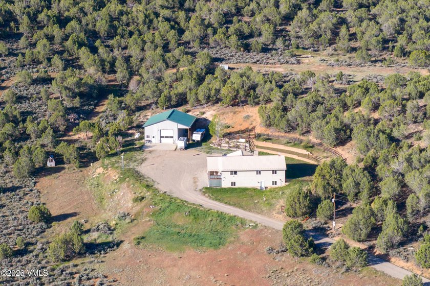 Get out that ''Dream Check List'' of yours as this 4 bed/3 - photo 22
