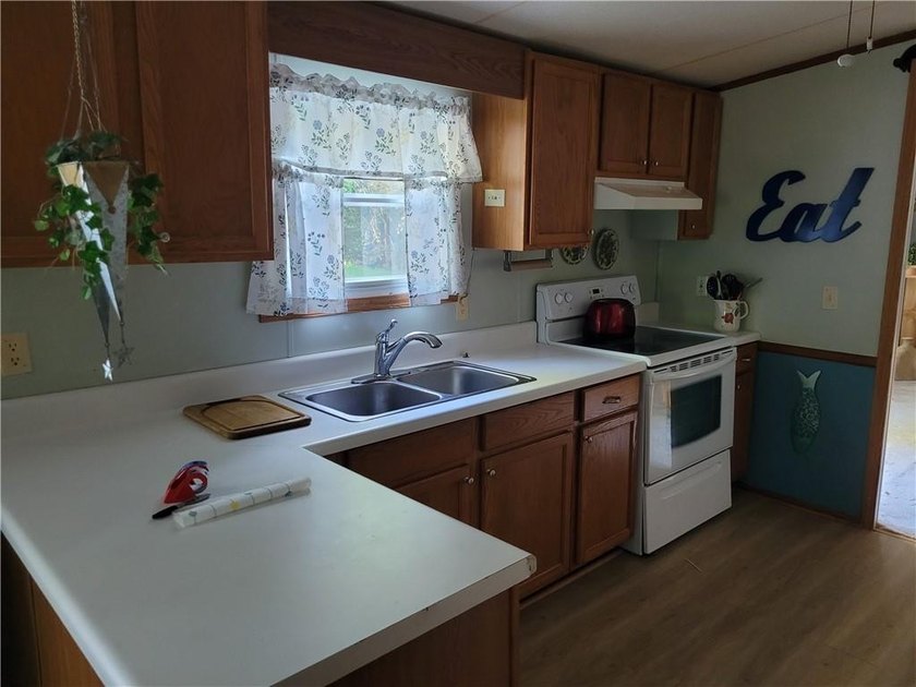 This beautiful quant weekend getaway or primary resident is a 3 - photo 25