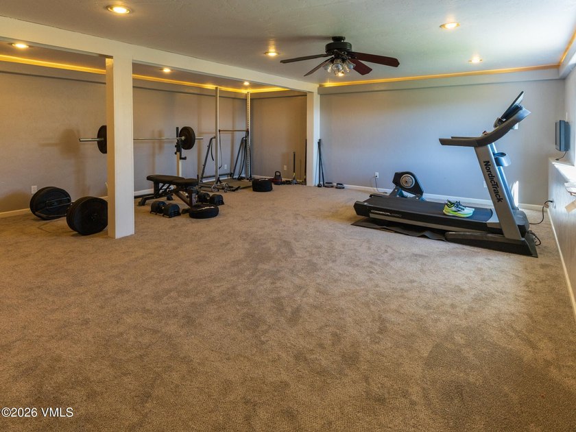 Get out that ''Dream Check List'' of yours as this 4 bed/3 - photo 48