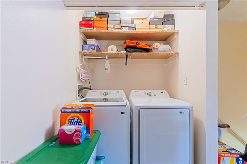Well maintained, tenant occupied 1,275 sf, 3-bedroom, 2.5 bath - photo 20
