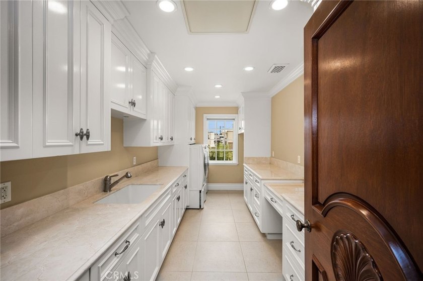 Discover an extraordinary custom-built Naples Island estate - photo 32