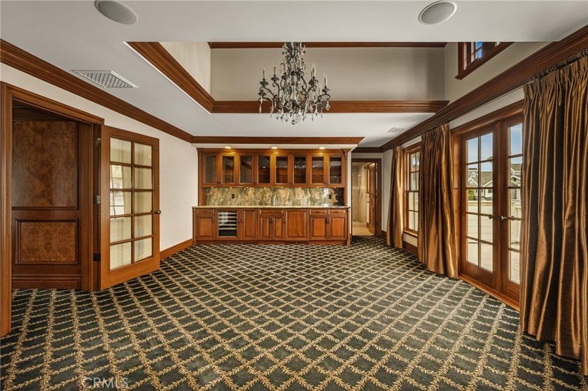 Discover an extraordinary custom-built Naples Island estate - photo 40