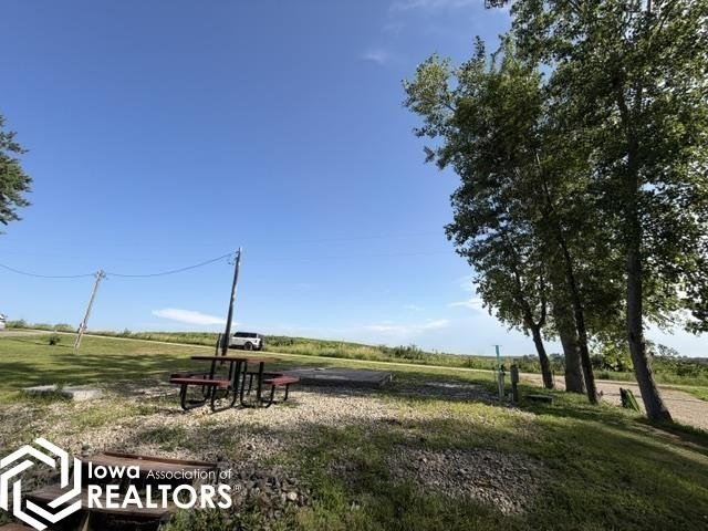 Camping package ready for your next lake getaway! This - photo 7
