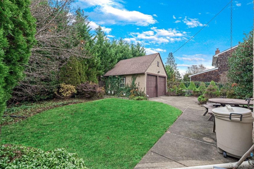 This property presents an opportunity to own a home in a desired - photo 5