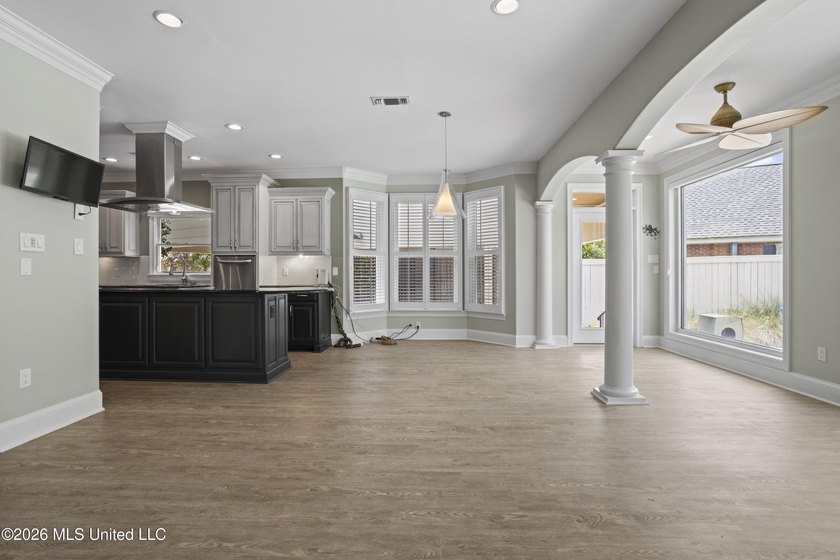 Nestled in the prestigious Bayou Oaks Subdivision - one of - photo 20