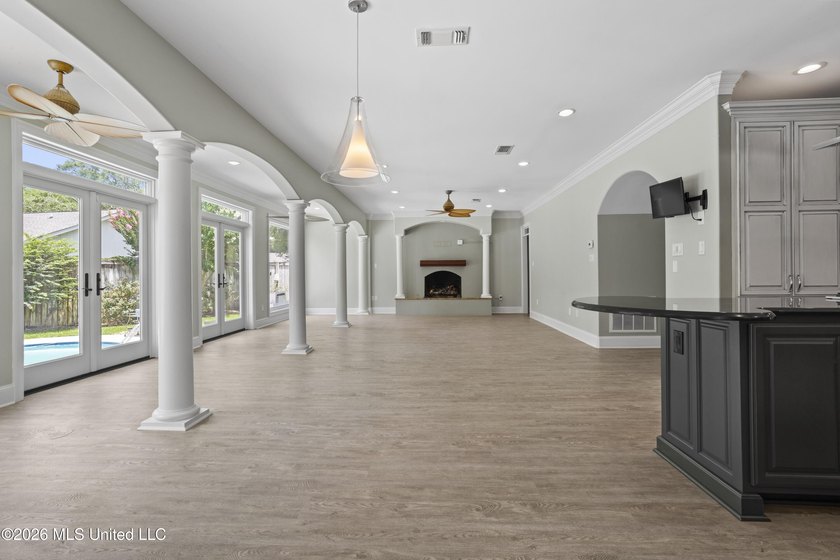 Nestled in the prestigious Bayou Oaks Subdivision - one of - photo 22