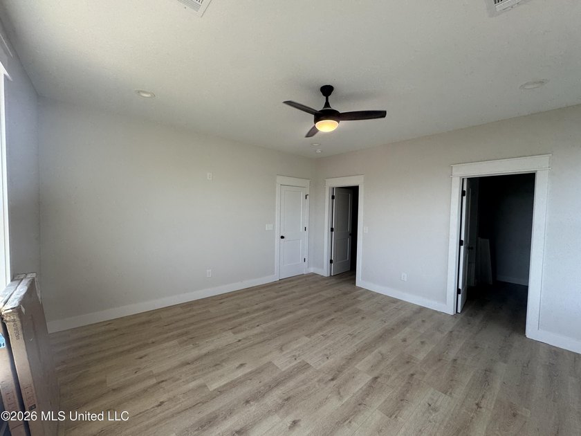 Beautiful canal-front home just minutes from downtown Bay St - photo 27