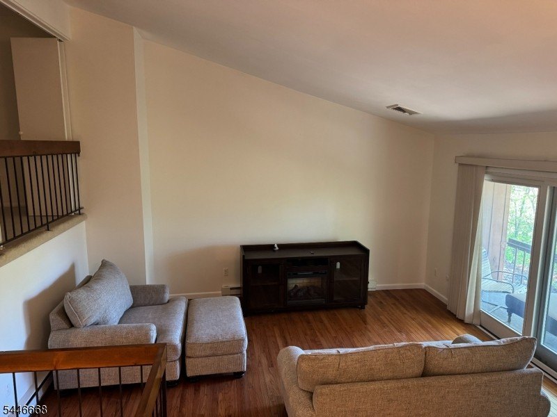 Welcome to desirable Overlook Village! This multilevel - photo 6