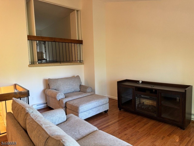 Welcome to desirable Overlook Village! This multilevel - photo 8