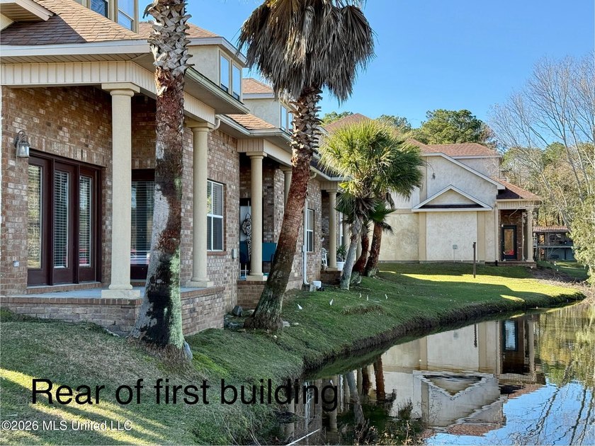 Opportunity is knocking at Lakeview Townhomes on Capri Place in - photo 8