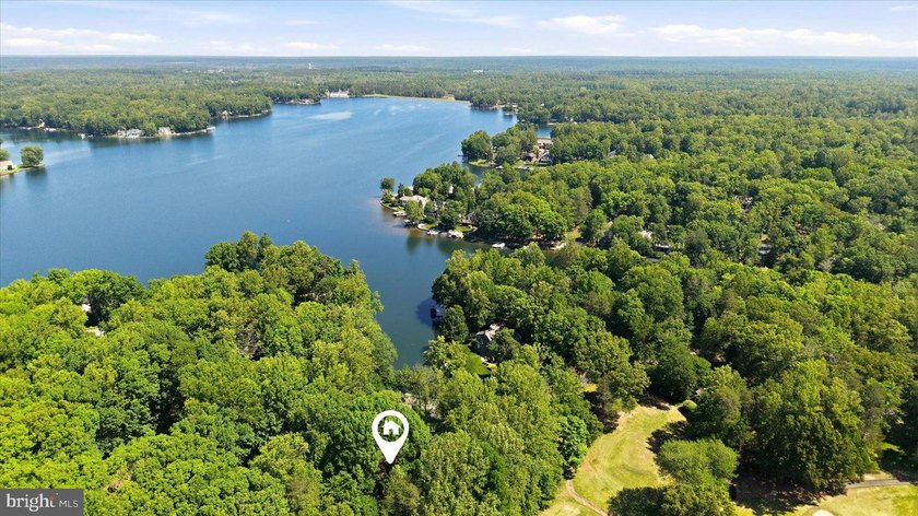 Lake life, water views, and everyday resort-style living - the - photo 13
