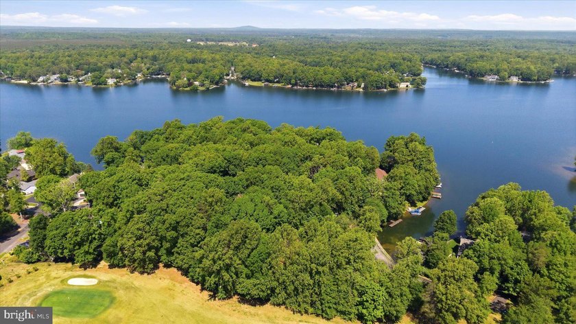 Lake life, water views, and everyday resort-style living - the - photo 19