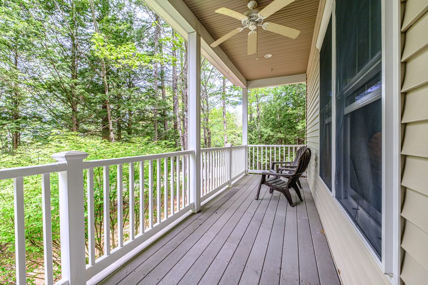 Welcome to 52 Alice Rd! This beautifully maintained raised ranch - photo 26