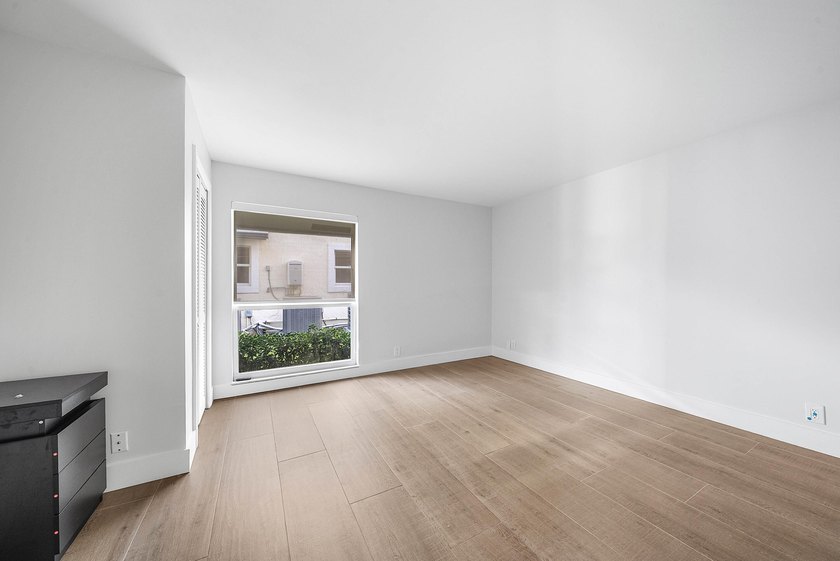 Fully renovated Brookfield home overlooking the Jack Nicklaus - photo 27