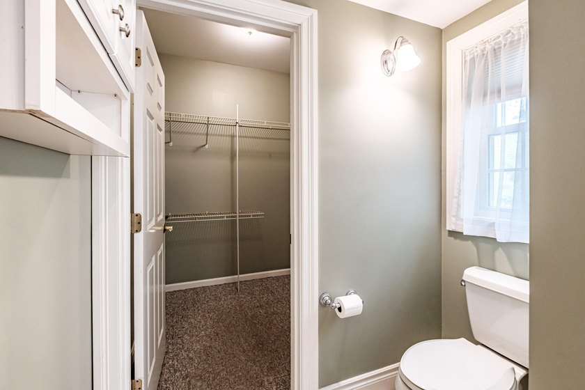 Welcome to 52 Alice Rd! This beautifully maintained raised ranch - photo 36