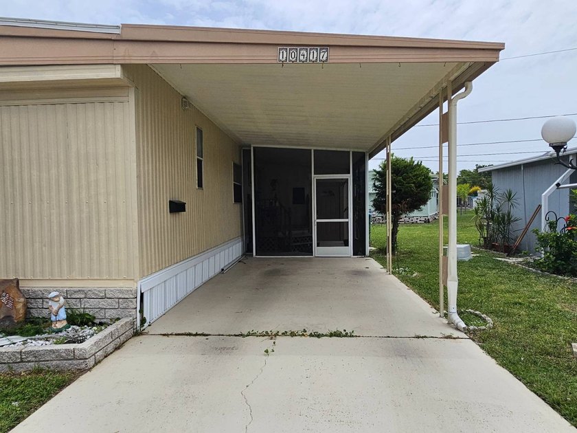 Welcome to your peaceful retreat in this beautiful 2-bedroom - photo 4