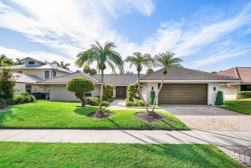 Fully renovated Brookfield home overlooking the Jack Nicklaus - photo 49