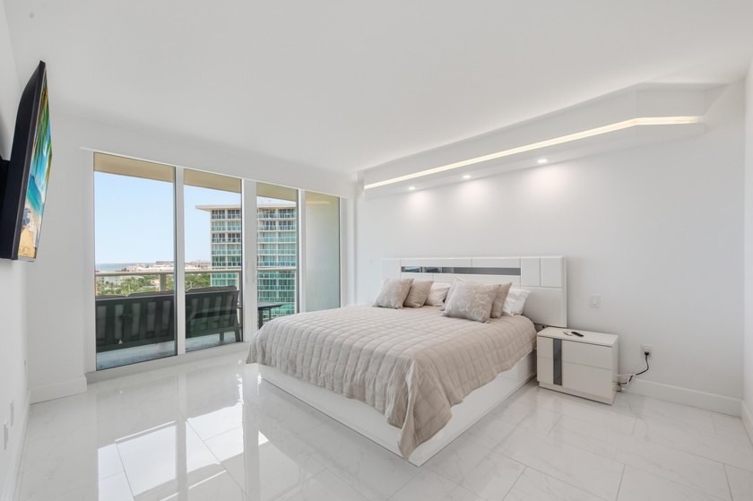 Welcome to Paradise! Turnkey furnished condo with spectacular - photo 7