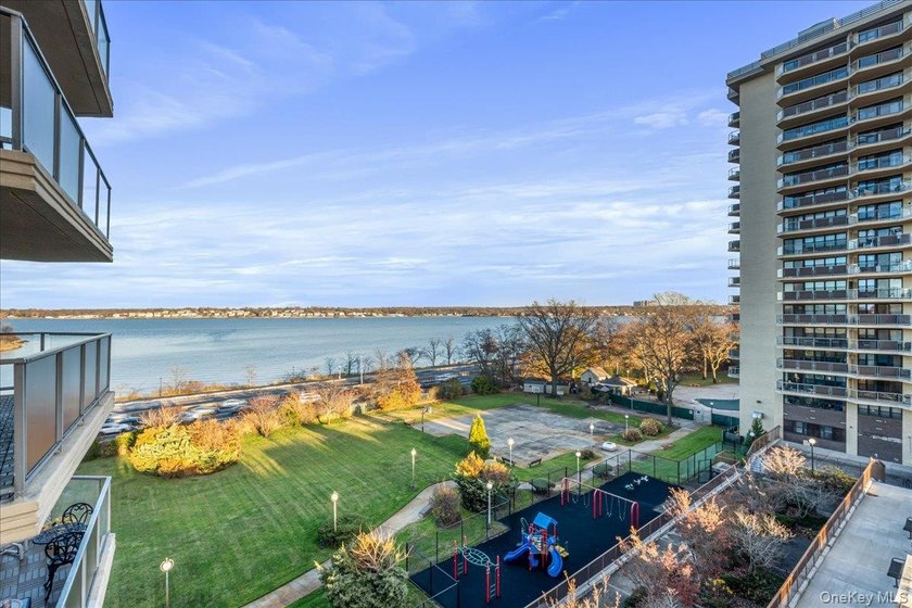 Discover exceptional living at the pet-friendly Americana at the - photo 2