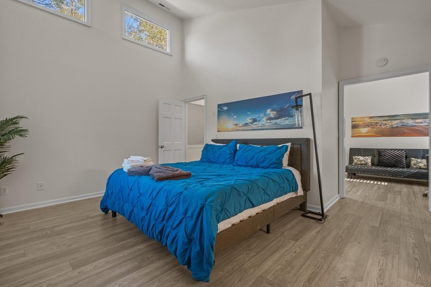 Southern charm by the coast! Welcome to Arcadian Shores, a - photo 18