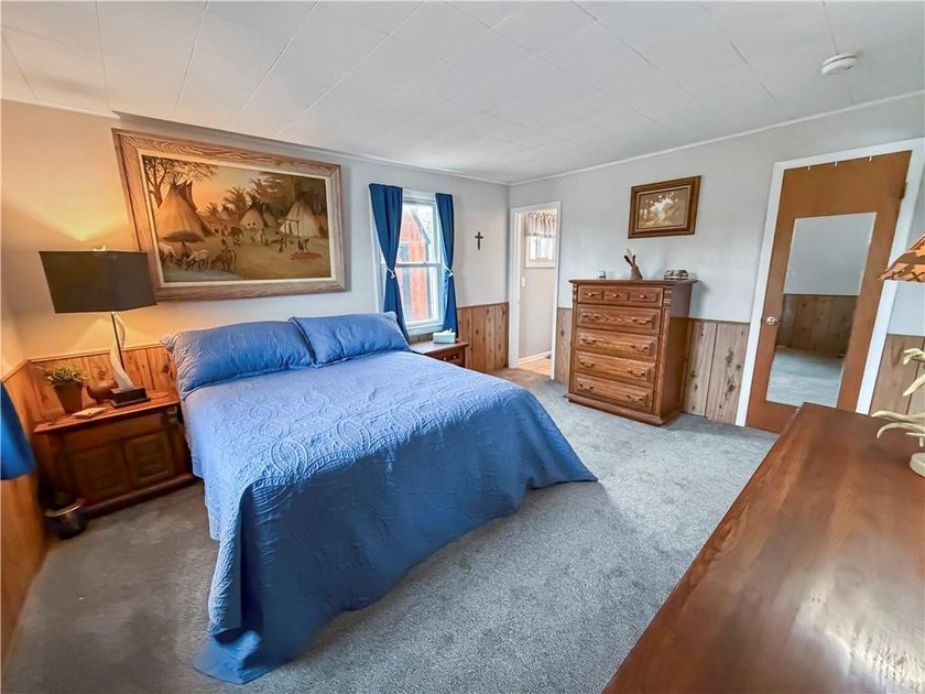 Welcome to your Lake of the Ozarks waterfront home with distinct - photo 21