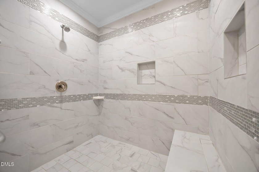 Welcome to 2020 Navan Lane -- a truly unique estate tucked away - photo 25