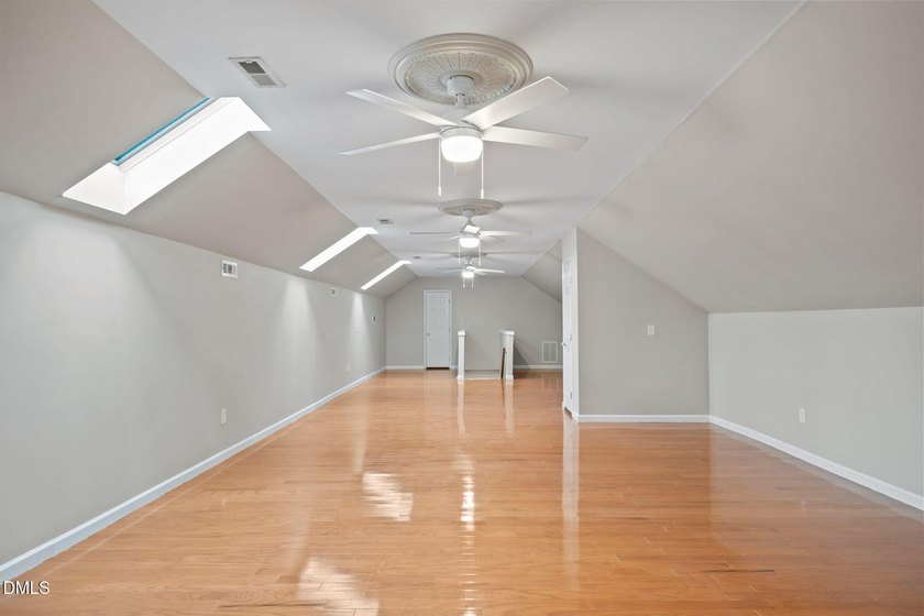Welcome to 2020 Navan Lane -- a truly unique estate tucked away - photo 45