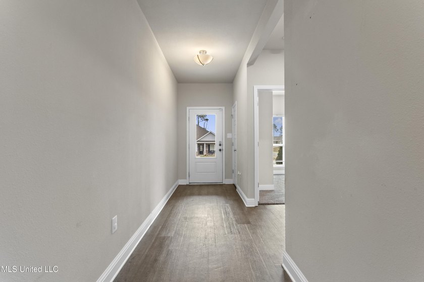 Situated on a premium corner lot in the sought-after Highlands - photo 4