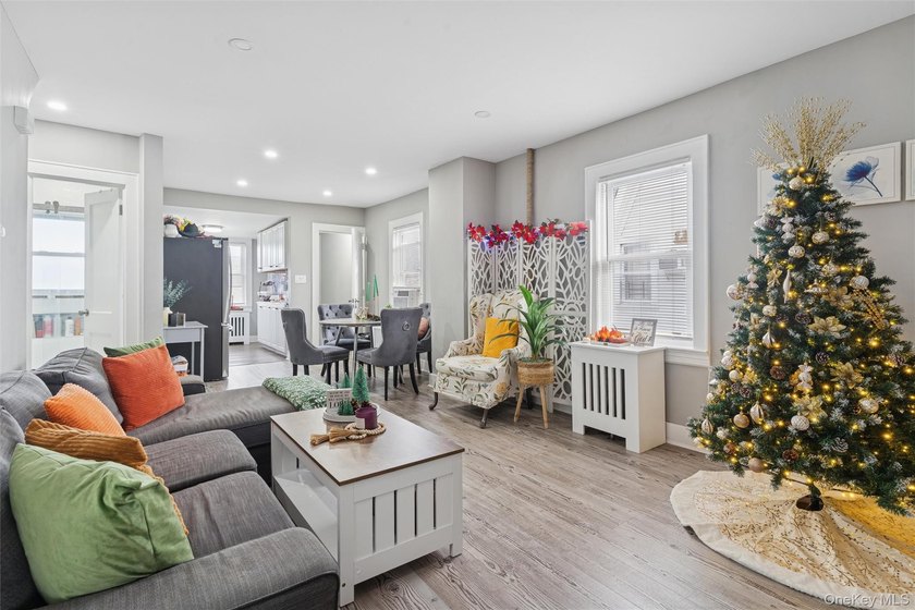 Welcome to 2861 Tilrose Ave in Oceanside, New York-a beautifully - photo 5