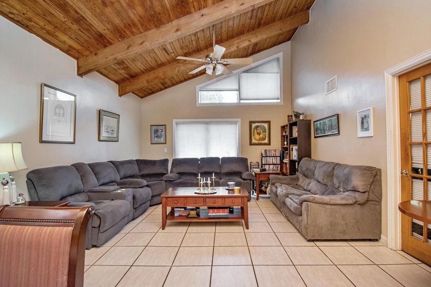 Nestled in the desirable Amberwoods community, this 3br, 2ba - photo 15